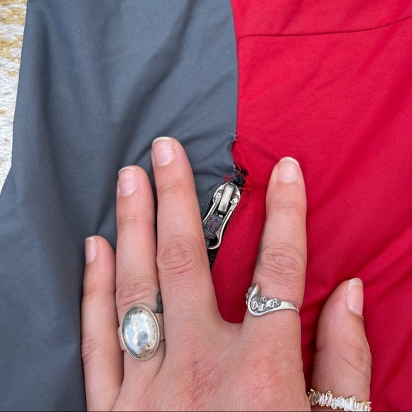 Columbia red and grey jacket - Picture 3 of 9